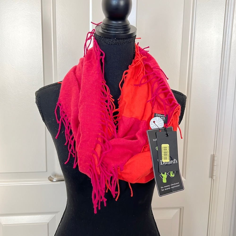 100% acrylic infinity scarf from Dillard’s - Picture 1 of 3